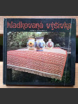 Hladkovaná výšivka (širší formát) - náhled