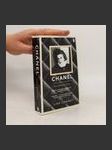 Chanel: An intimate life - náhled