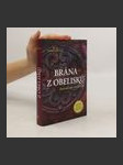 Zlomená země. Svazek druhý, Brána z obelisků - náhled