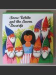 Vojtěch Kubašta - Snow White and the Seven Dwarfs [dětské leporelo, pohádky, pop-up kniha, prostorová publikace, Sněhurka a sedm trpaslíků] - náhled